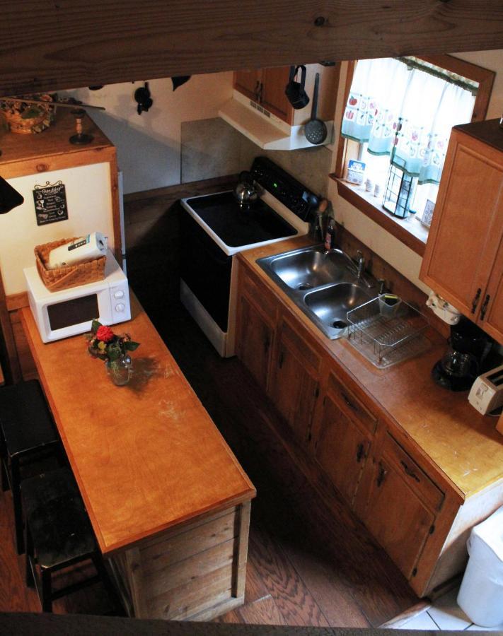 Berry Creek Cabins Bed and Breakfast Isabel Eksteriør billede